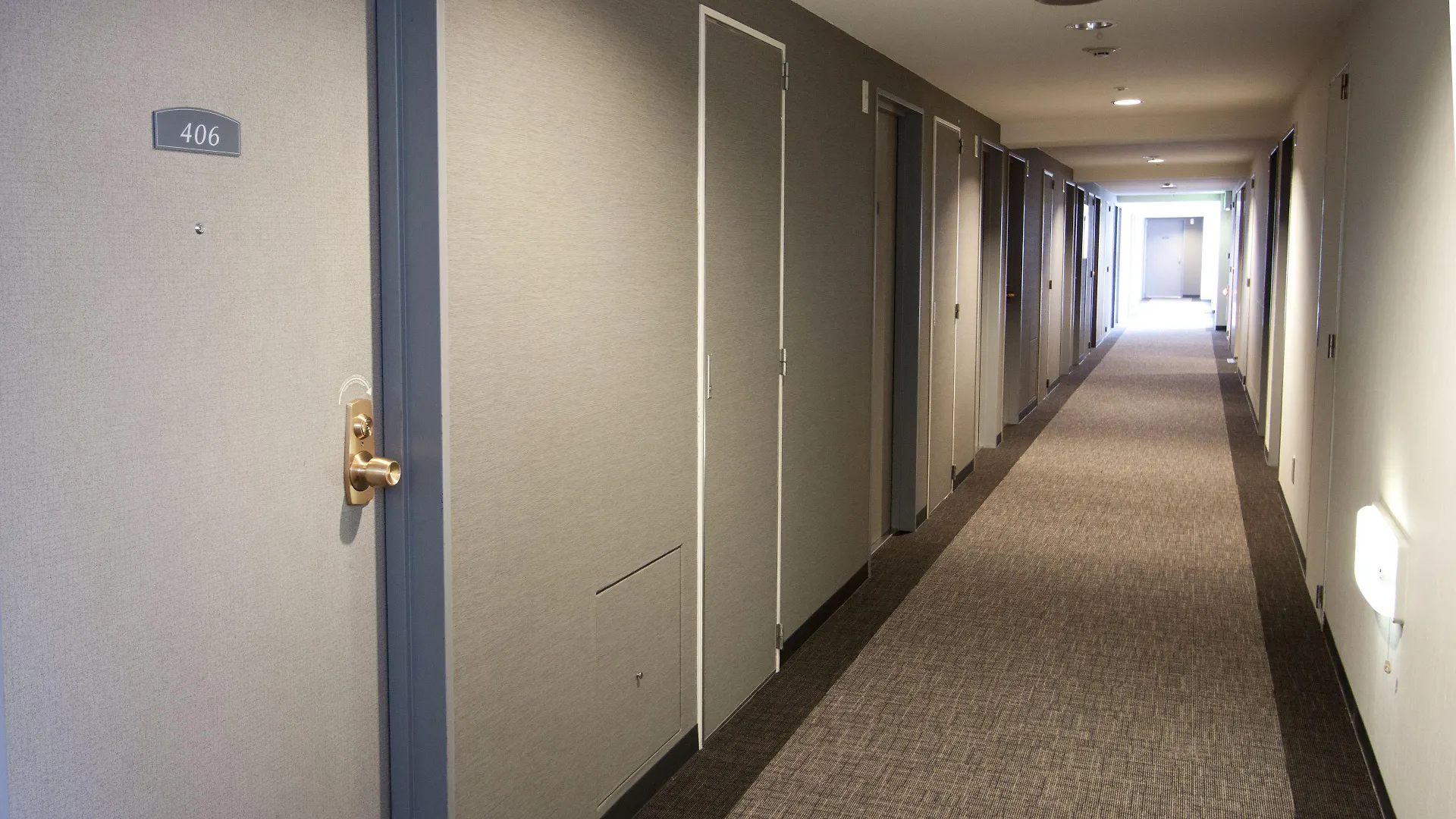 Smile Hotel Kyoto Shijo 3*,  Япония